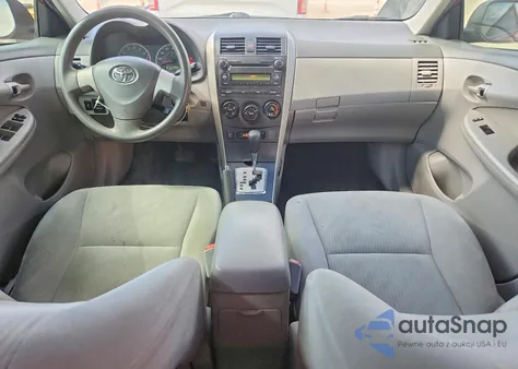 2010 Toyota Corolla Le z USA, uszkodzony, nr VIN 2T1BU4EE1AC329886